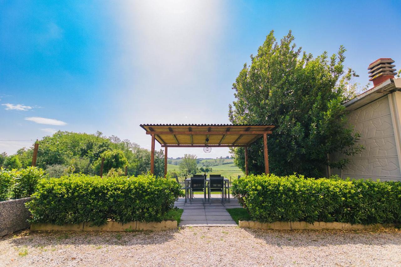 Podere La Vignata Toiano Exterior foto